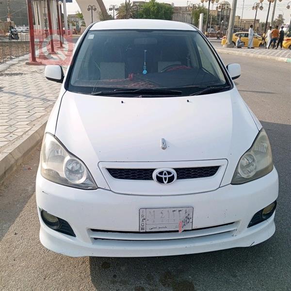 Toyota Ipsum 2003 for sale in Iraq - Dhi Qar